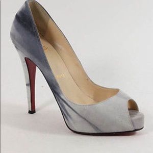 Authentic Grey & White Very Prive Peep Toe Pumps